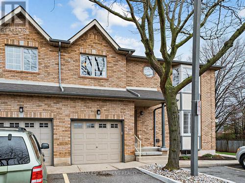 10 - 705 CUMBERLAND AVENUE  Burlington, ON L7N 3W4