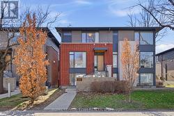 526 EDISON AVENUE  Ottawa, ON K2A 3Y5