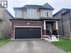 48 WAKELING Drive Brantford, ON N3T 5L8