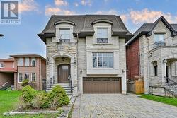 272 BYNG AVENUE Toronto, ON M2N 4L3
