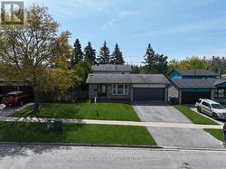 3 OREN BOULEVARD Barrie, ON L4N 4T3