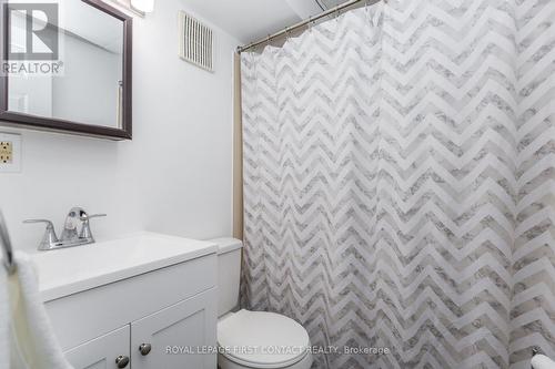 A full bathroom serves the lower level. - 3 Oren Boulevard, Barrie, ON - Indoor Photo Showing Bathroom