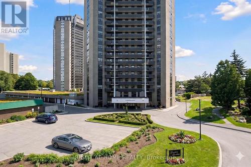 1708 - 900 DYNES ROAD  Ottawa, ON K2C 3L6