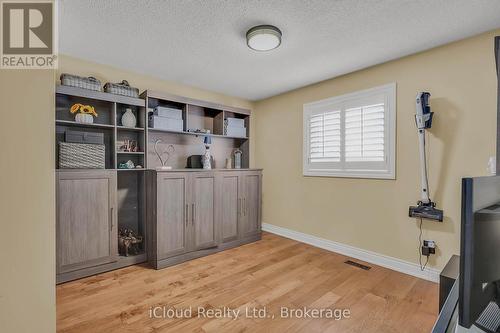 1370 Pickwick Drive, Mississauga, ON - Indoor