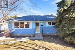 1 Sparling CRESCENT  Saskatoon, SK S7H 3M1