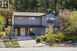 2949 Sandstone Crescent West Kelowna, BC V4T 1T2