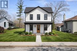 32 WASHINGTON STREET Brant, ON N3L 2A5