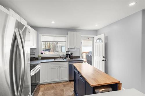 36 13Th Ave, Sandy Hook, MB 