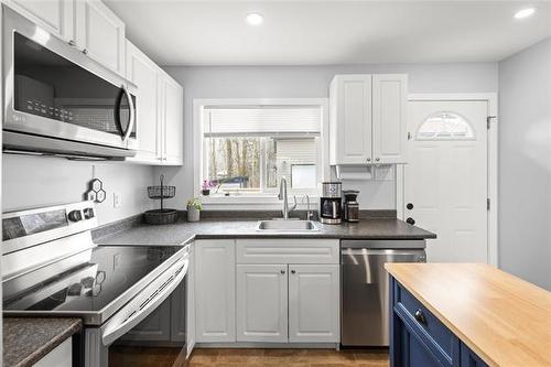 36 13Th Ave, Sandy Hook, MB 