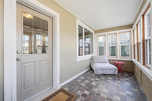 696 Mulvey Ave, Winnipeg, MB 