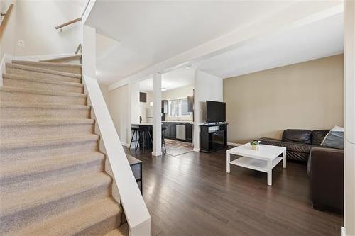 696 Mulvey Ave, Winnipeg, MB 