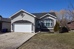 383 Rosybloom LANE Ile Des Chenes, MB R0A 0T1