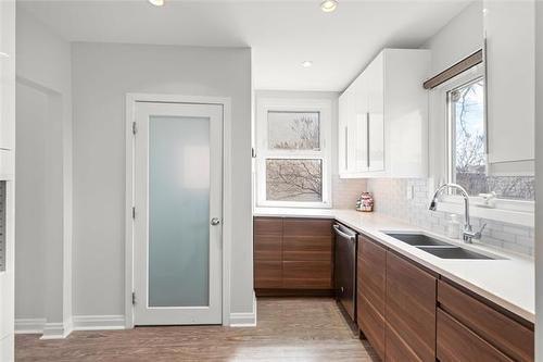 1022 Clifton St, Winnipeg, MB 