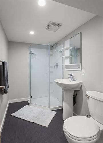 1022 Clifton St, Winnipeg, MB 