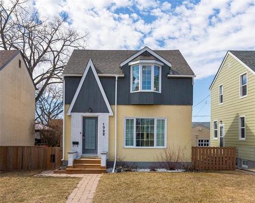 1022 Clifton St, Winnipeg, MB 