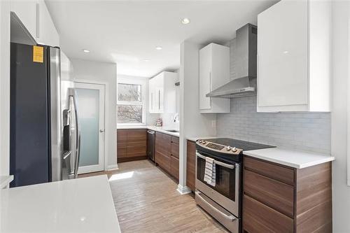 1022 Clifton St, Winnipeg, MB 