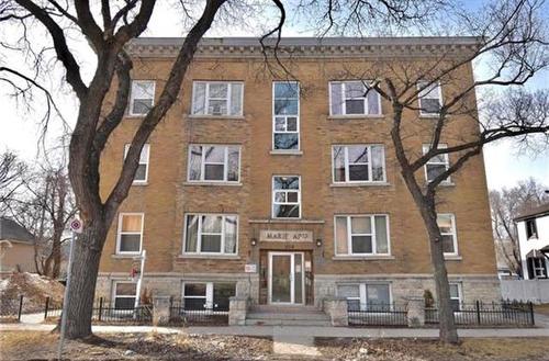 10-854 Alverstone ST  Winnipeg, MB R3E 2H2