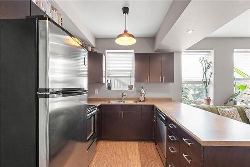 10-854 Alverstone St, Winnipeg, MB 