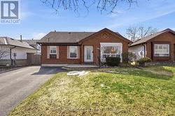 148 GUTHRIE CRESCENT Whitby, ON L1P 1A8