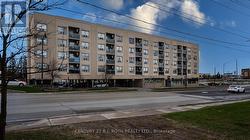 411 - 160 WELLINGTON STREET E Aurora, ON L4G 1J3