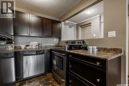 8 2707 7Th Street E, Saskatoon, SK - Indoor Photo Showing Kitchen With Stainless Steel Kitchen