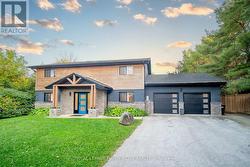 734 MOUNTAIN ROAD  Collingwood, ON L9Y 5G1