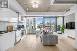 3102 - 224 KING STREET W  Toronto, ON M5H 0A6