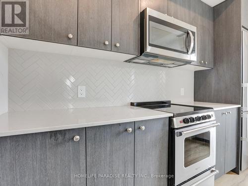 416 - 312 Erb Street W, Waterloo, ON - Indoor Photo Showing Kitchen With Upgraded Kitchen
