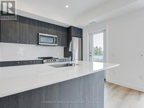 416 - 312 Erb Street W, Waterloo, ON - Indoor Photo Showing Kitchen With Stainless Steel Kitchen With Upgraded Kitchen