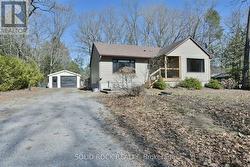 134 HOLIDAY DRIVE Ottawa, ON K0A 3M0