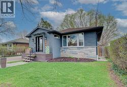 1486 AUGUSTINE Drive  Burlington, ON L7P 2N2