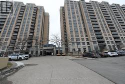 PH15 - 8 MONDEO DRIVE Toronto, ON M1P 5C7