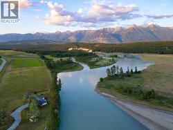 5496 93/95 Highway Wasa, BC V0B 0A7