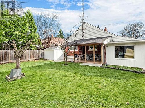 48 Christopher Drive, Cambridge, ON - Outdoor