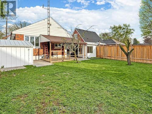 48 Christopher Drive, Cambridge, ON - Outdoor
