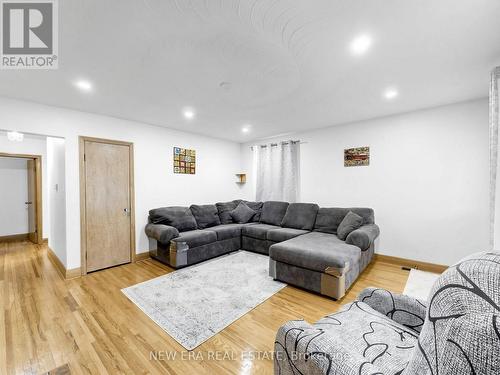 48 Christopher Drive, Cambridge, ON - Indoor