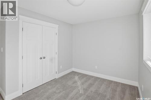 551 6Th Avenue Se, Swift Current, SK - Indoor Photo Showing Other Room