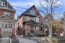 295 WRIGHT AVENUE Toronto, ON M6R 1L8
