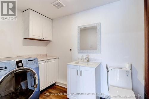 3246 Fanleaf Drive, Mississauga, ON - Indoor Photo Showing Laundry Room