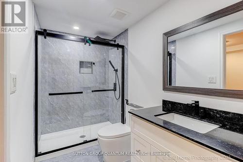 3246 Fanleaf Drive, Mississauga, ON - Indoor Photo Showing Bathroom
