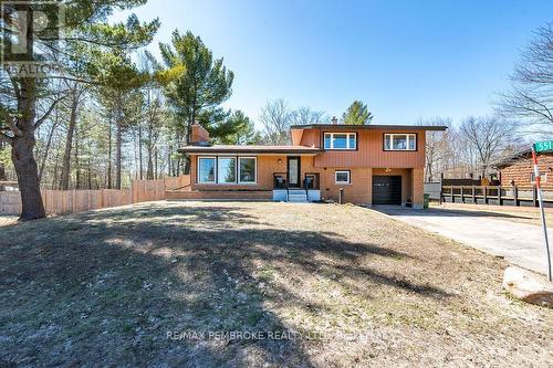 551 LAURENTIAN DRIVE  Petawawa, ON K8H 2M5