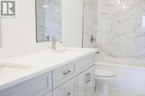 74 Bedell Drive, Mapleton, ON - Indoor Photo Showing Bathroom