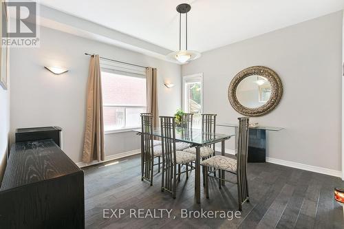 29 Batson Drive, Aurora, ON - Indoor Photo Showing Dining Room
