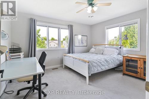 29 Batson Drive, Aurora, ON - Indoor Photo Showing Bedroom