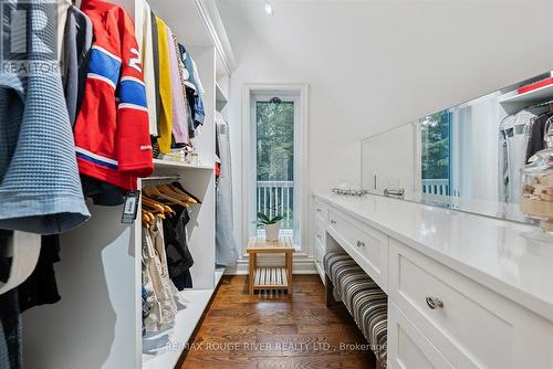 6954 Shiloh Road, Clarington, ON - Indoor Photo Showing Bedroom With Fireplace
