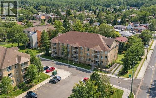 56 KERMAN Avenue Unit# 315  Grimsby, ON L3M 0A1