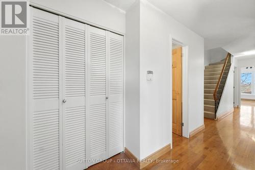 110 Pigeon Terrace, Ottawa, ON - Indoor Photo Showing Other Room