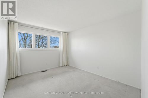 Bedroom 2 - 110 Pigeon Terrace, Ottawa, ON - Indoor Photo Showing Other Room