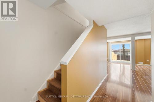 110 Pigeon Terrace, Ottawa, ON - Indoor Photo Showing Other Room