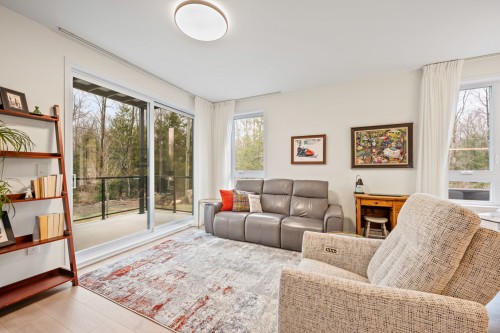Salon - 106-1320 Rue Custine, Saint-Jérôme, QC - Indoor Photo Showing Living Room